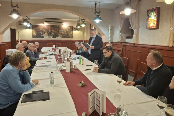 Alkormányzói látogatás a Szeged Első Lions Clubnál