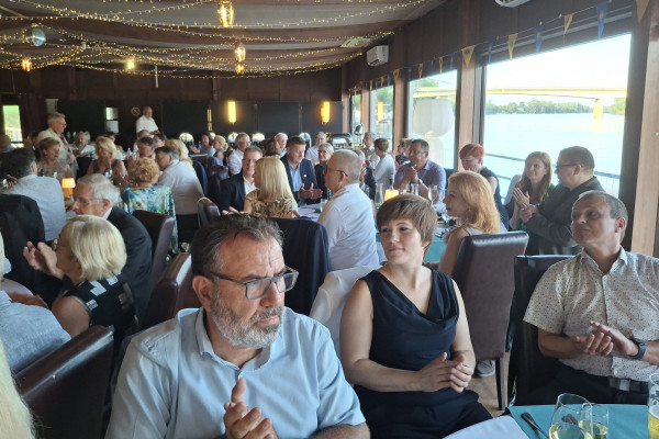 Láncátadó ünnepség a Szeged Első Lions Clubnál